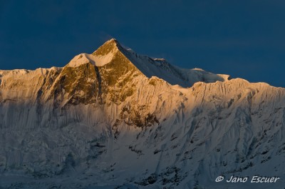 Tilicho Lake. Tilicho Base Camp 01 {Annapurna}