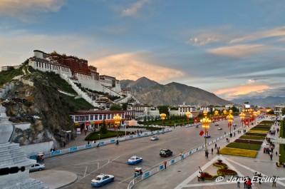 Potala y alrededores. Lhasa 01 {Tibet}