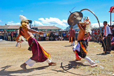 Peleas látigo FloresRuteng. Caci {Expedición Nusa Tenggara}